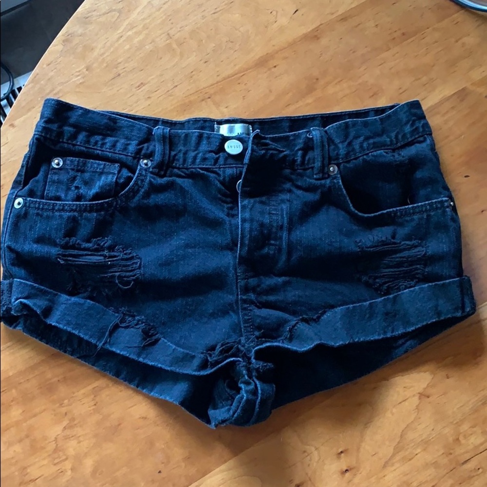 Amuse Society black denim distressed shorts